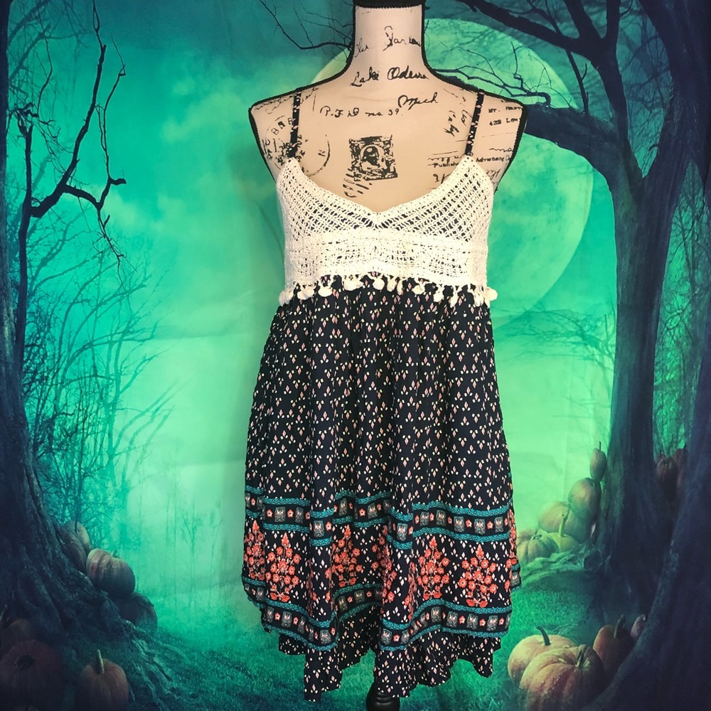 Entro sz L boho dress knit bust spaghetti strap